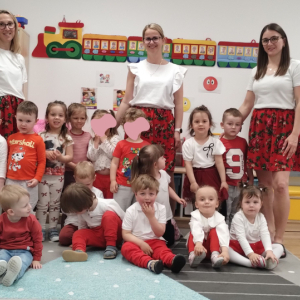 "Kto ty jesteś, Polak mały"-grupa starszaków